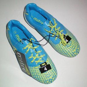 Mitre Low Top Soccer Shoes